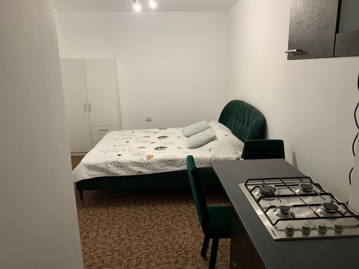 Luxury Accommodation Republicii บราชอฟ ภายนอก รูปภาพ