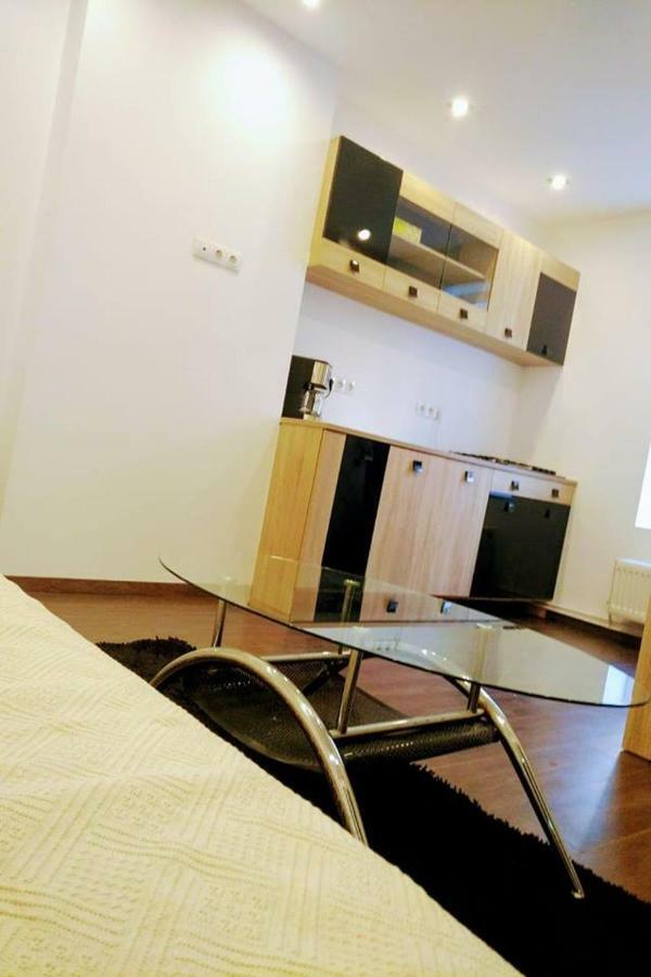 Luxury Accommodation Republicii บราชอฟ ภายนอก รูปภาพ